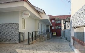Residences By Reddoorz Near Mt Haryono - Minimum Stay 7 Days Jakarta