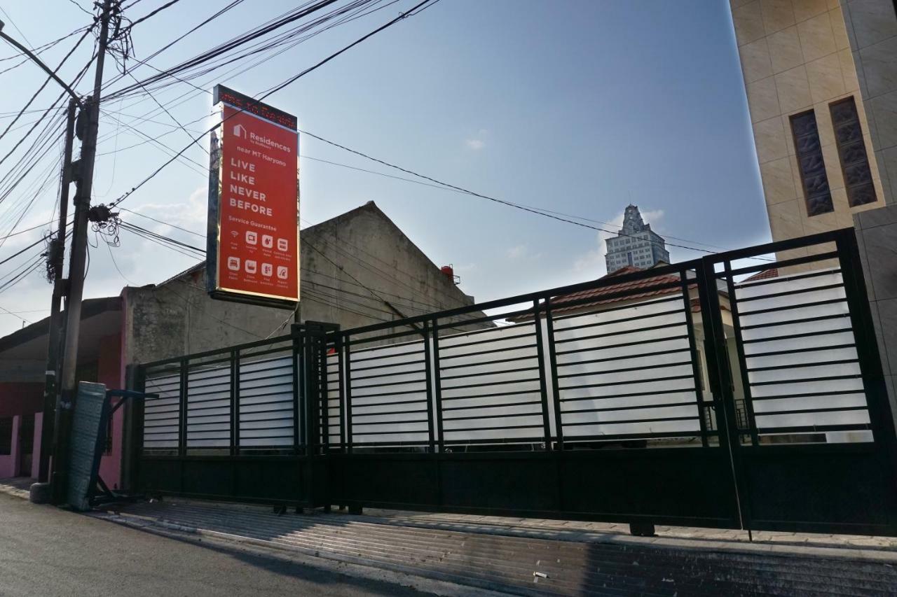 Residences By Reddoorz Near Mt Haryono - Minimum Stay 7 Days Jakarta Bagian luar foto